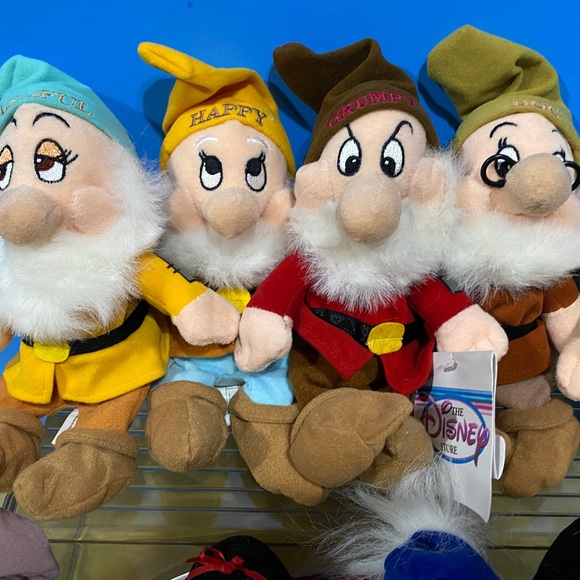 DISNEY EXCLUSIVE NWT 90s SNOW WHITE AND THE SEVEN DWARFS COMPLETE SET OF 10PLUSH - Picture 5 of 13
